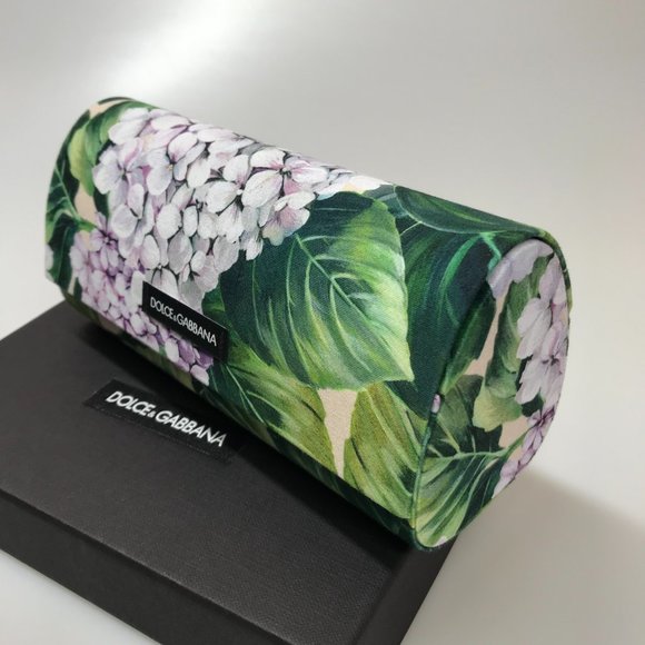 Brand New Authentic Dolce & Gabbana Stylish *Frame on Frame* Sunglasses - Picture 8 of 9